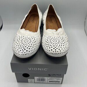 BRAND NEW Vionic Perf Robyn in WHITE